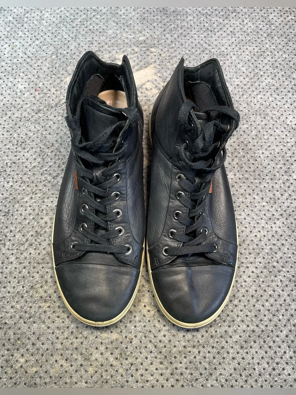 Ecco soft high